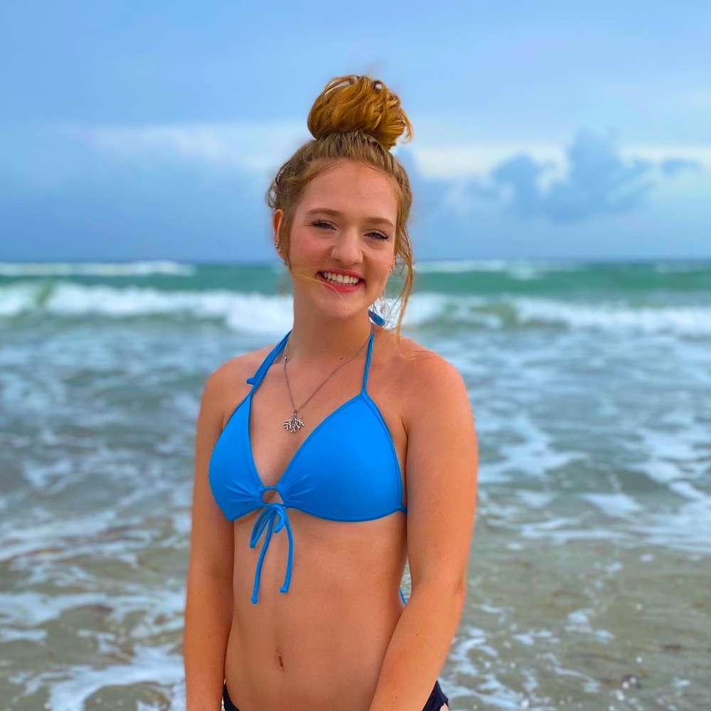 good condition blue bikini top size medium